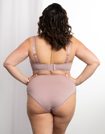 BH Diamond Taupe