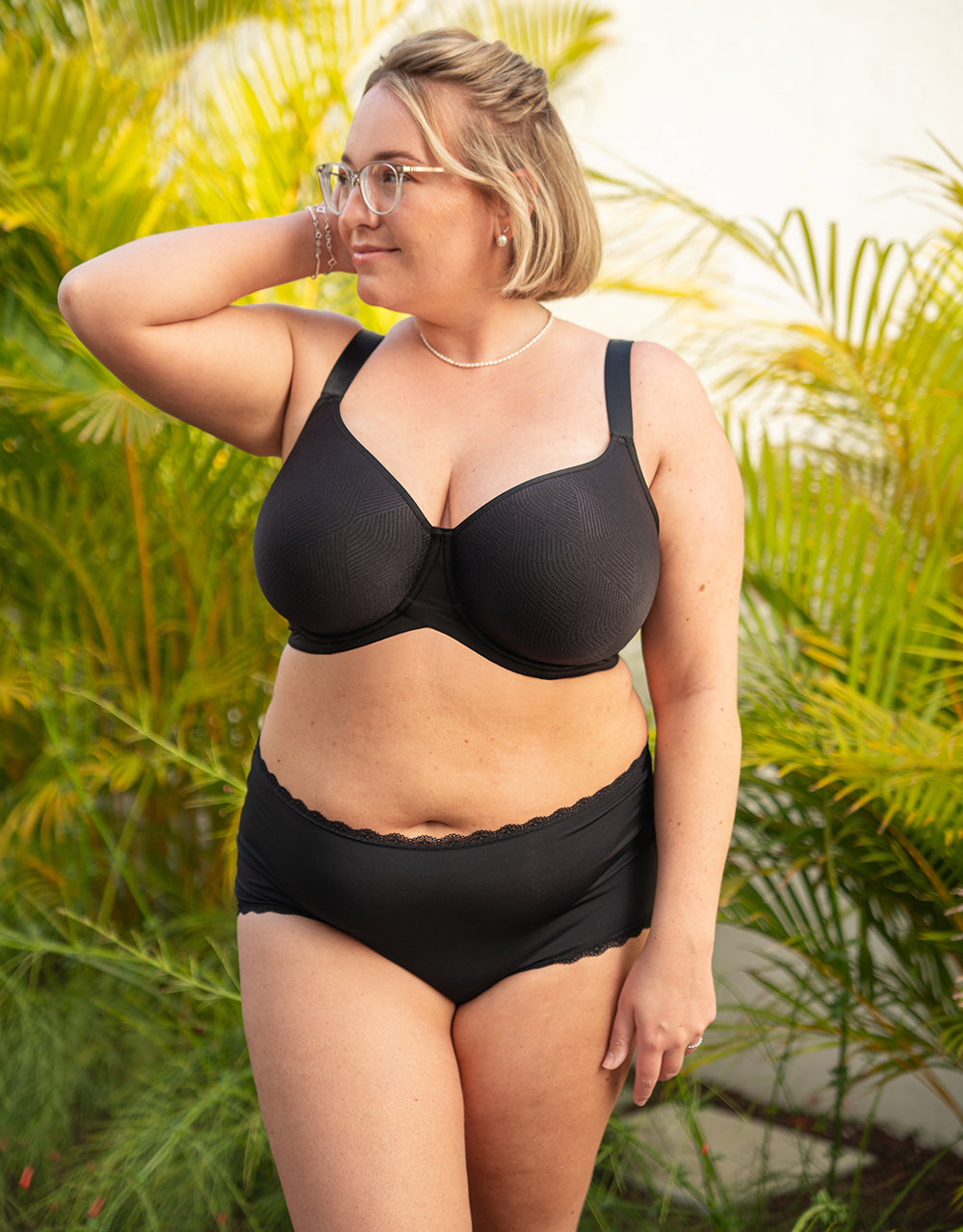 BH Taya Black