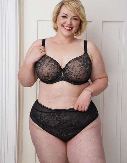 High-Panty True Lace Black