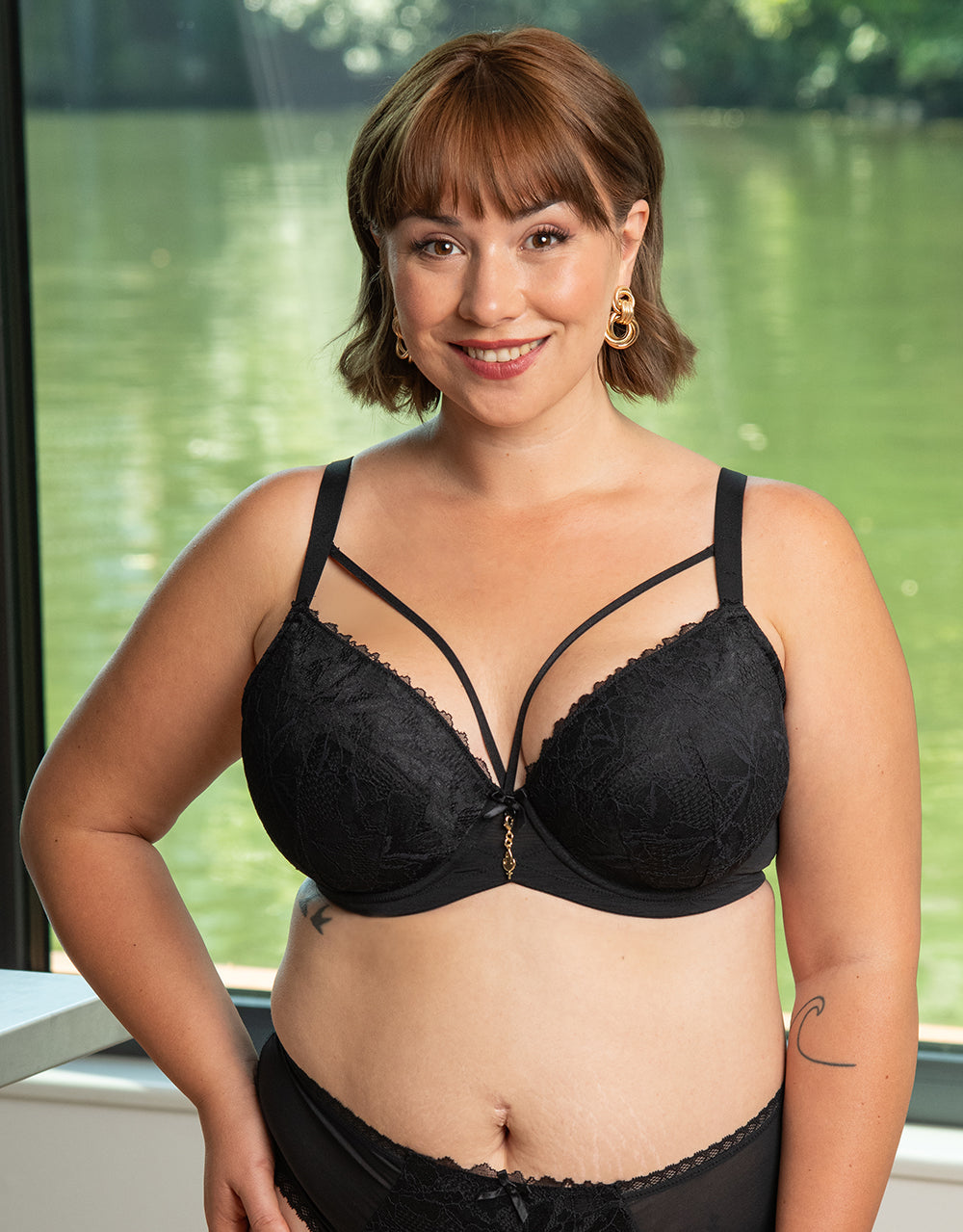BH Vienna Strappy Black