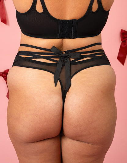 High-String Chérie Black