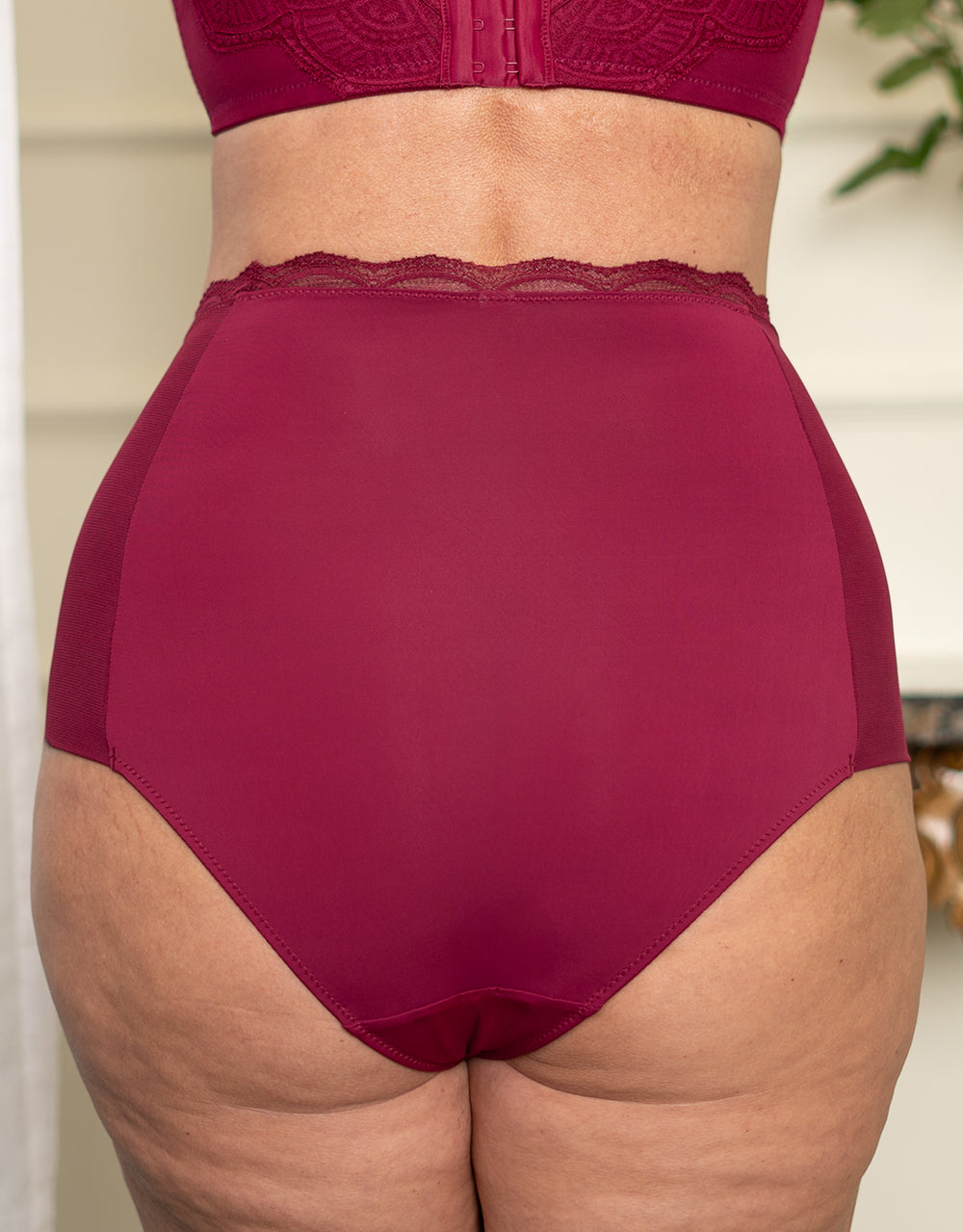 High-Waist-Panty Clara Bordeaux