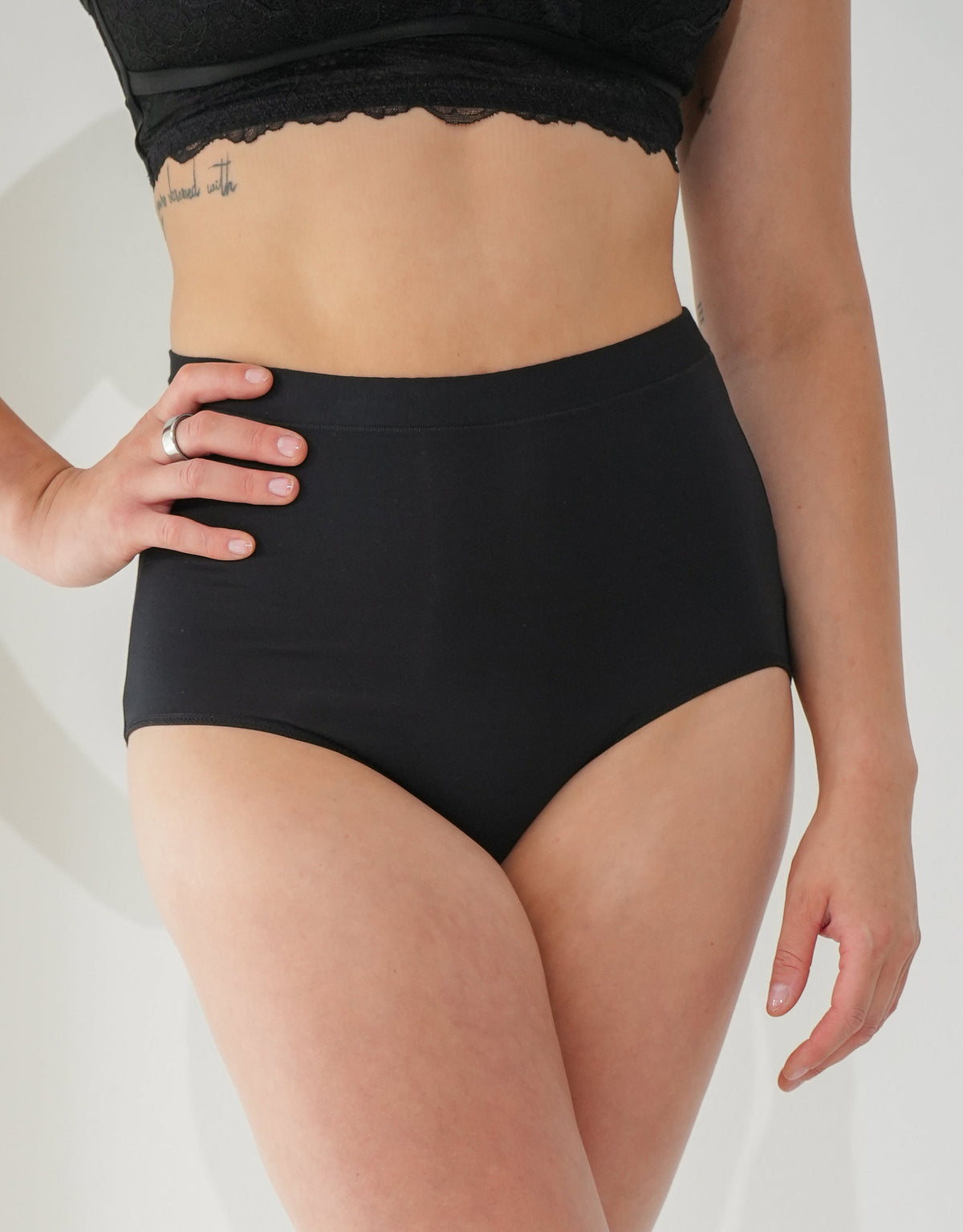 High-Waist-Panty Cozy Basic Black