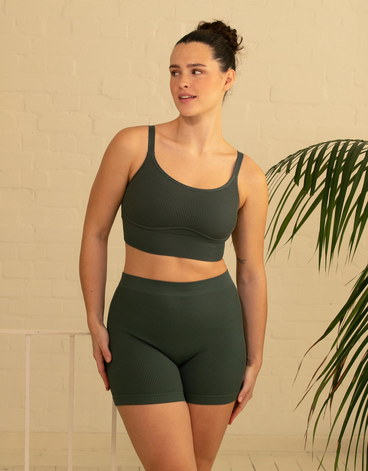 High-Waist-Shorts-Set 2x Freeda Olive/Taupe