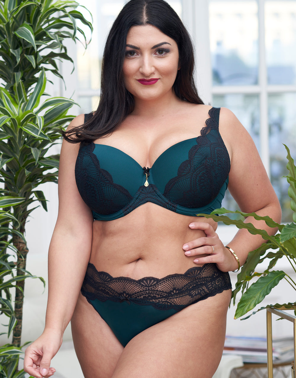 BH Pure Divine Peacock