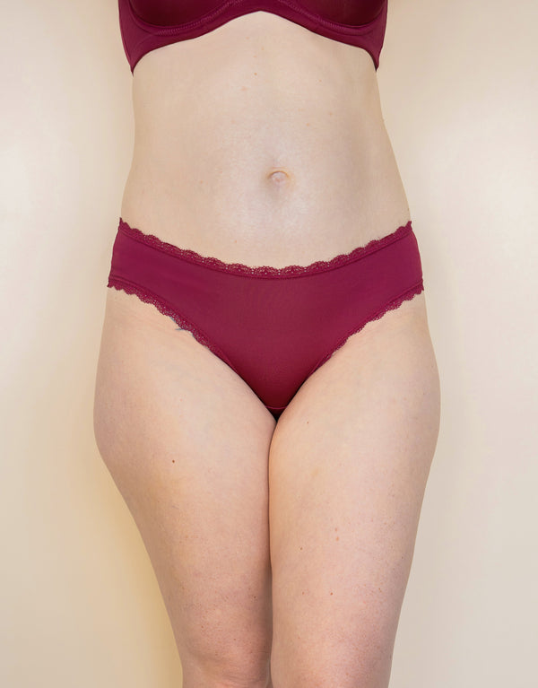 String Basic Bordeaux