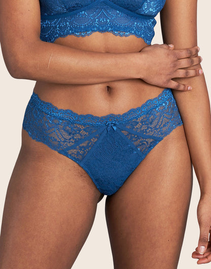 String Eliana Ocean