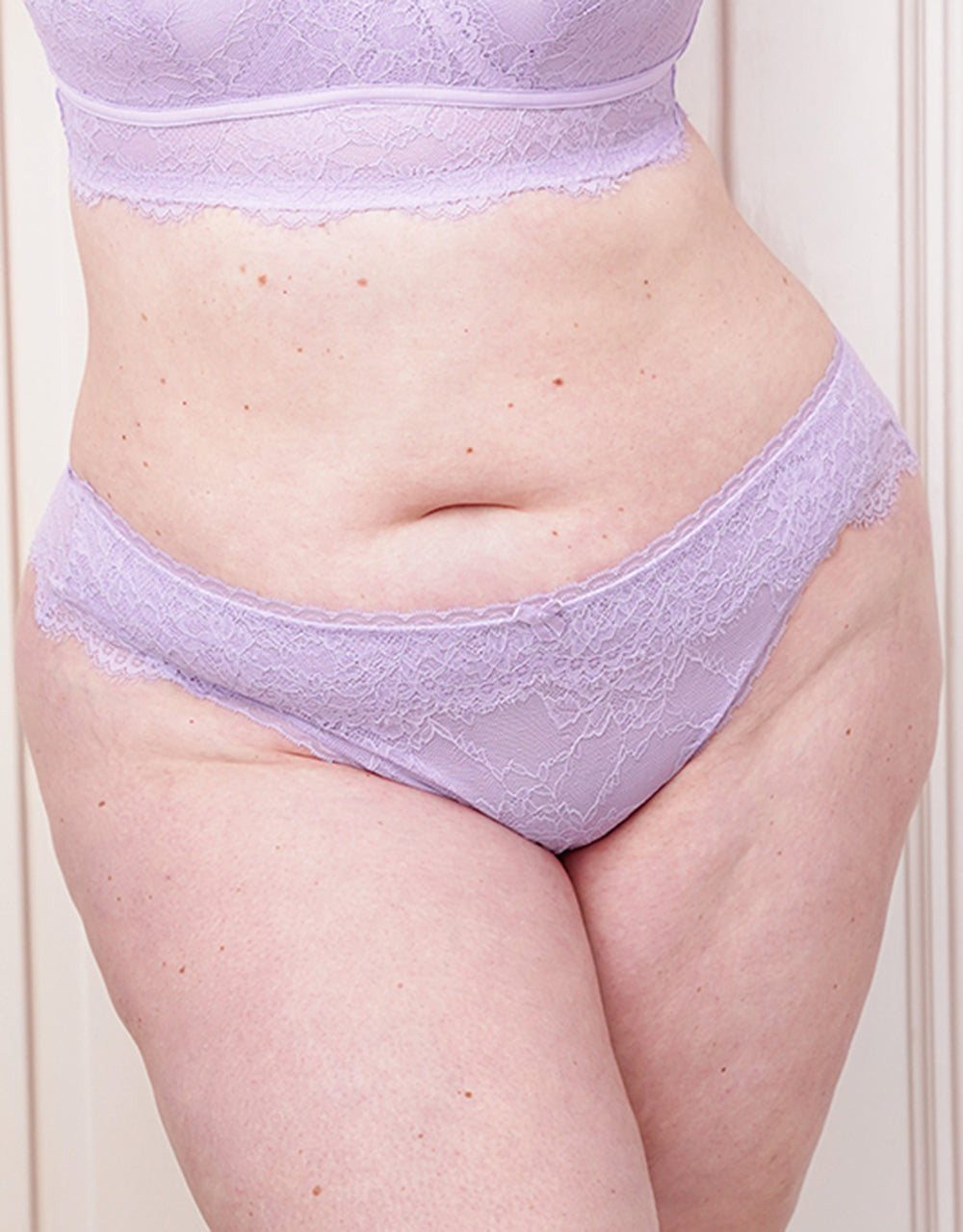 String Emilia Violet